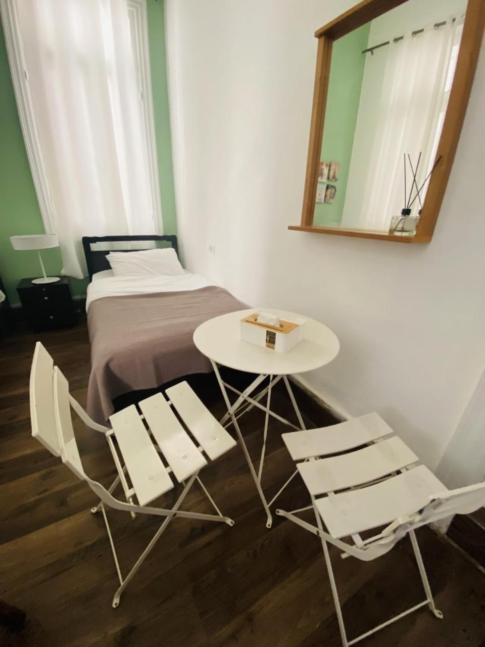 City Hostel Dormitory Tripoli Esterno foto